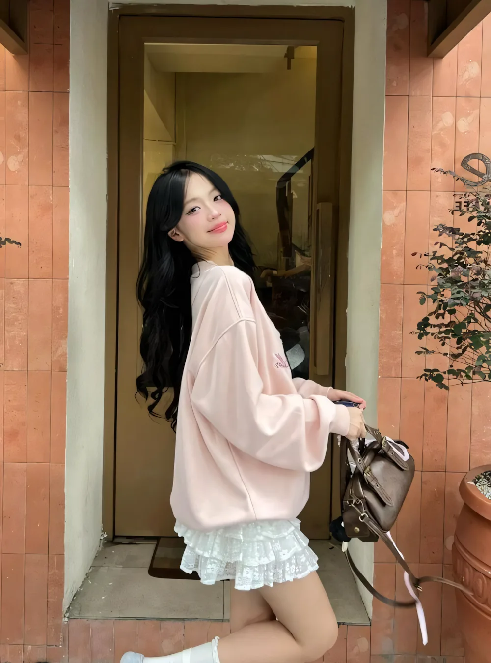 anh gai xinh mac chan vay ngan trang 3