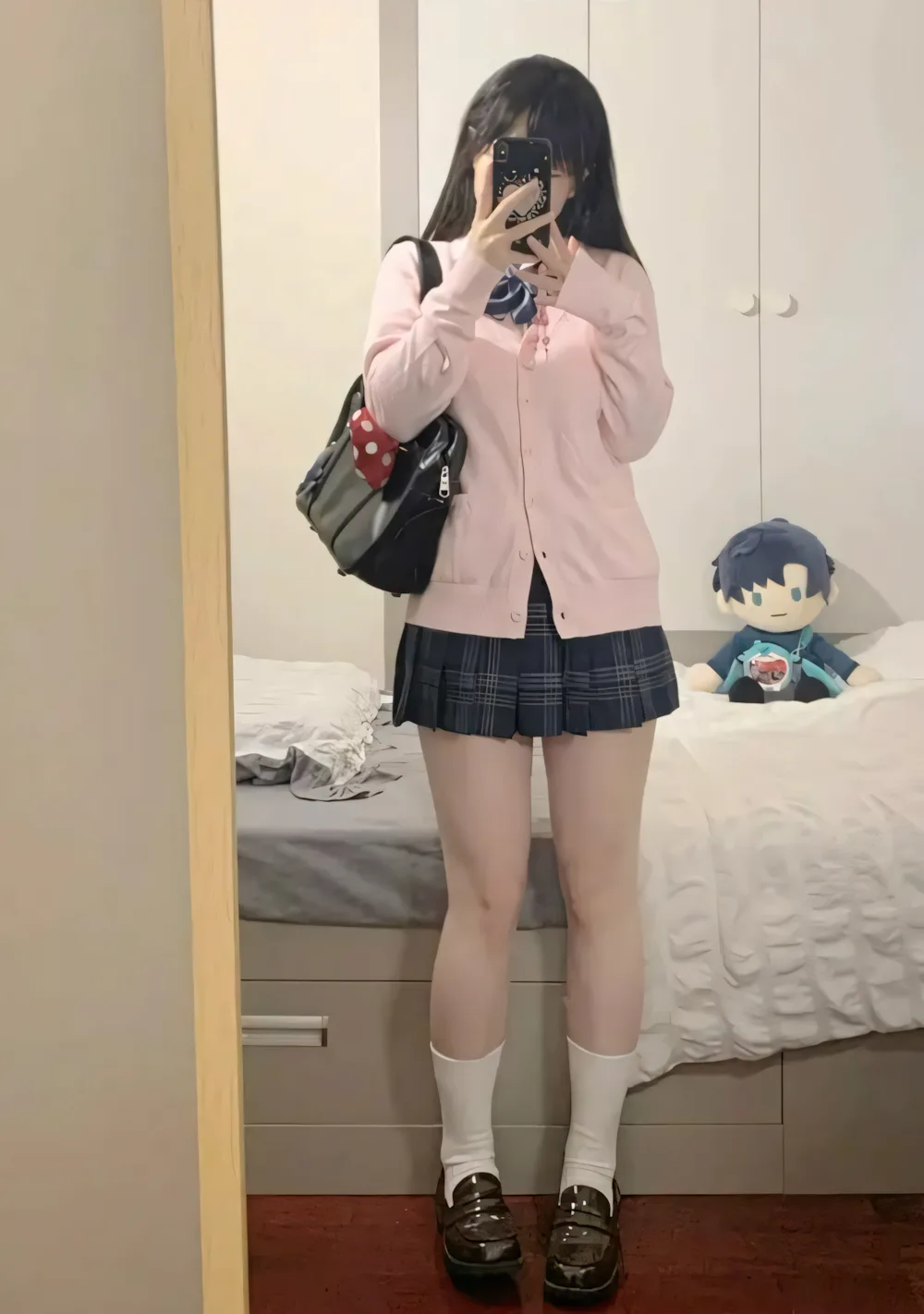 anh nu sinh mac vay ngan 6